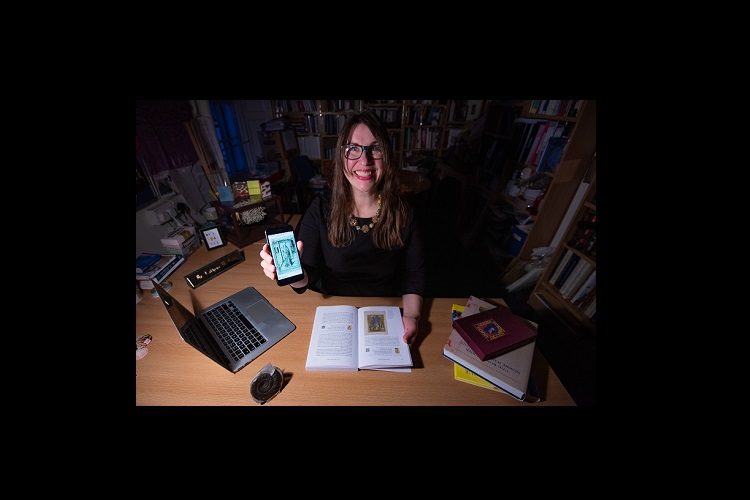 Let it fake bleed: medieval objects and vegan meat substitutes