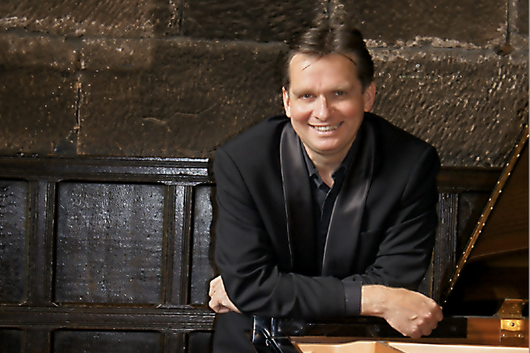 Lunchtime concert by Murray McLachlan (Honorary Professor of Piano)