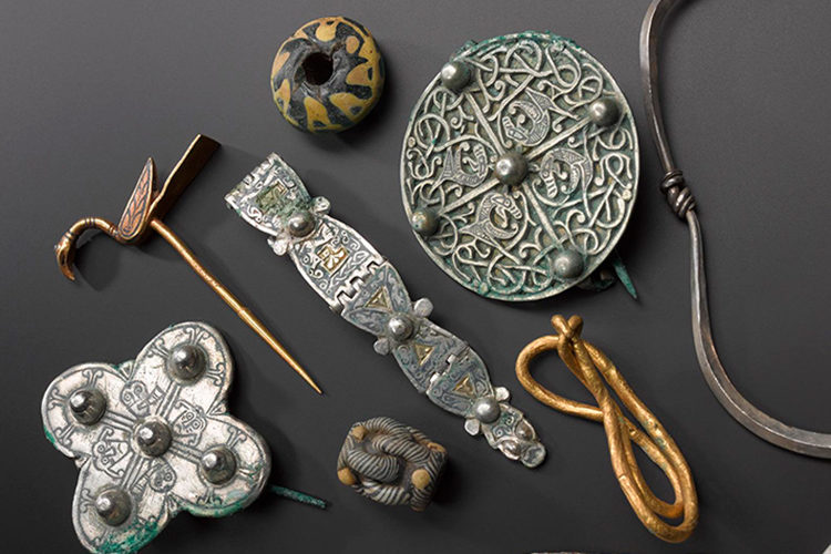Unwrapping the Galloway Hoard