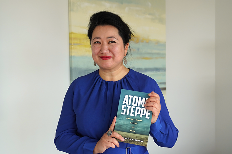 Kazakhstan: Living With and Giving Up the Bomb