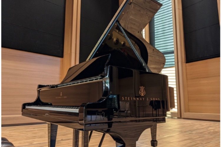 Lunchtime concert: piano scholar showcase