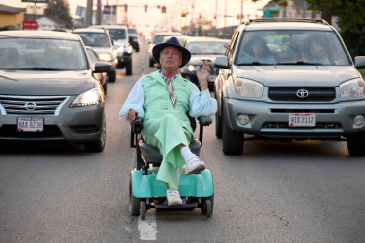 Byre Film Club: Swan Song (12A)