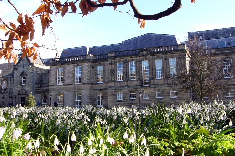 Dr Emily Nordmann (Glasgow): The place and case for lectures (and lecture capture) 