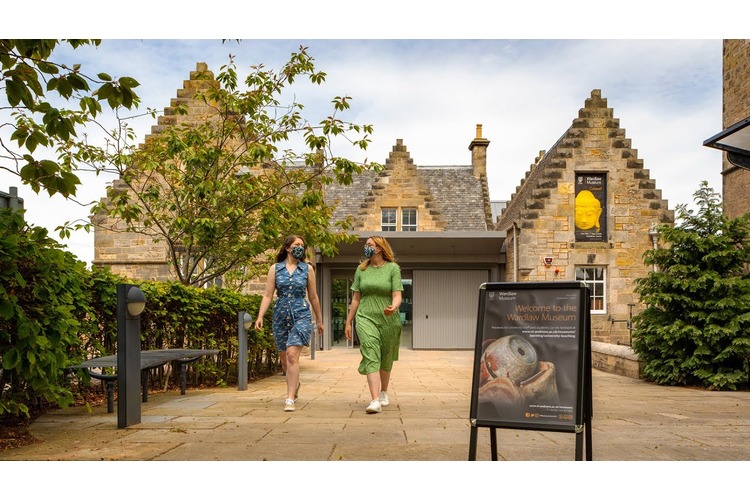 Music in Museums: Issie Hanson (Percussion)