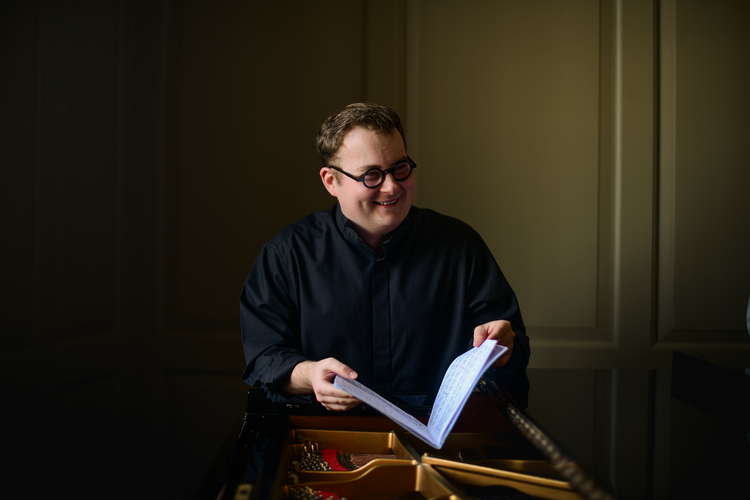 Lunchtime concert by Lewis Kingsley Peart (piano)