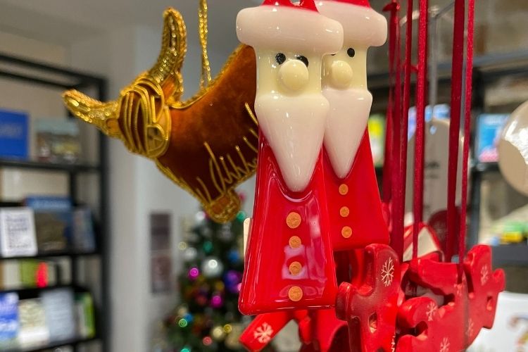 Festive Shopping at the Wardlaw Museum